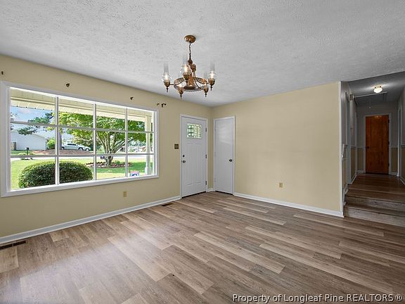 3rd image of 7588 Deerwood Dr