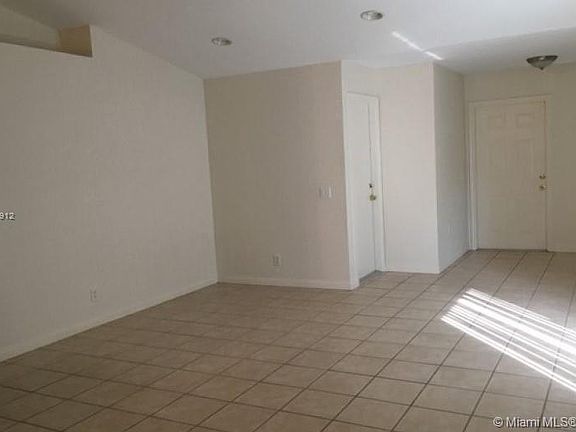 5th image of 1090 Golden Cane Dr #0
