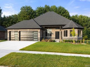 35603 Addison Dr, New Baltimore, MI 48047