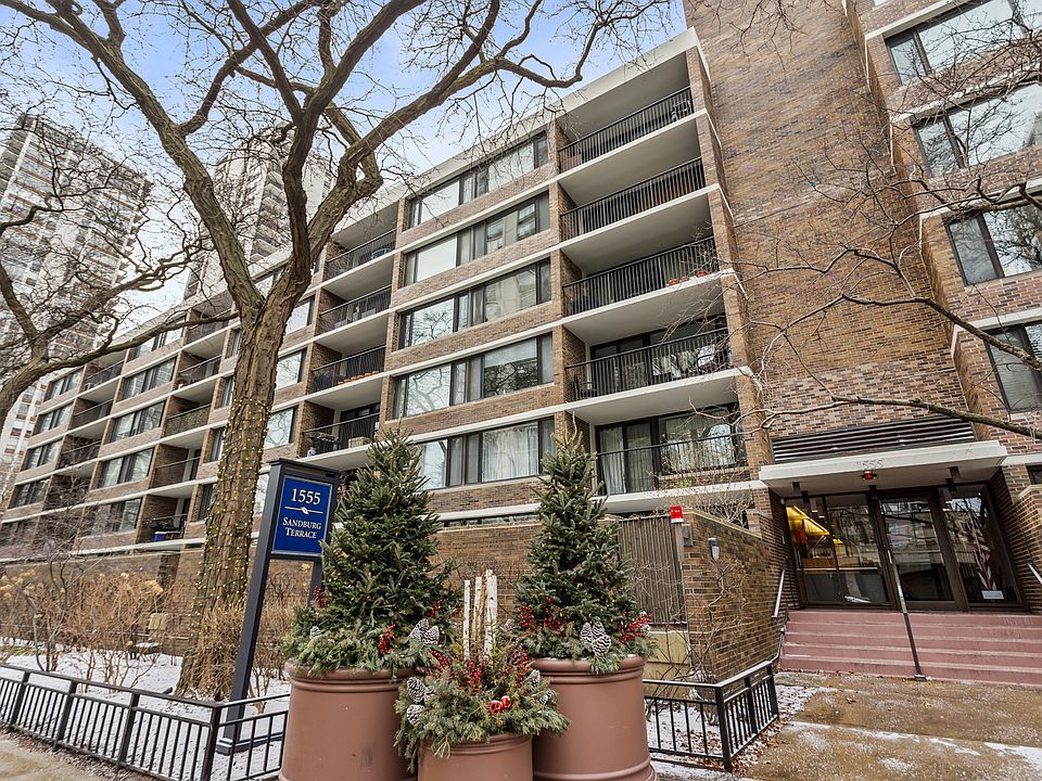 1st image of 1555 N Sandburg Ter APT 507