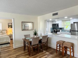 464 N Paula Dr APT 206, Dunedin, FL 34698