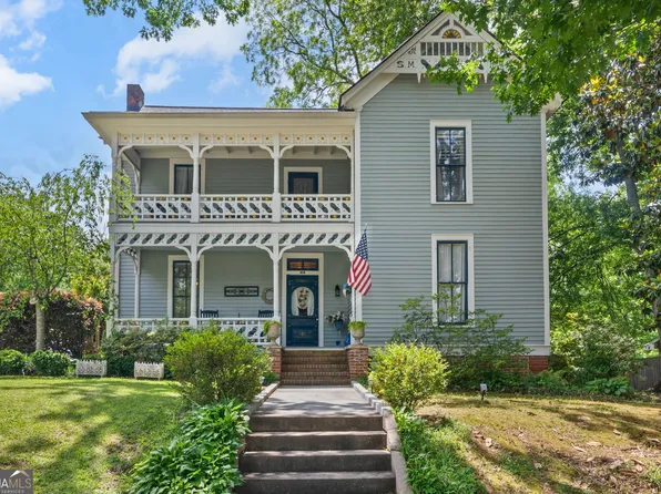 56 W Washington St, Newnan, GA 30263