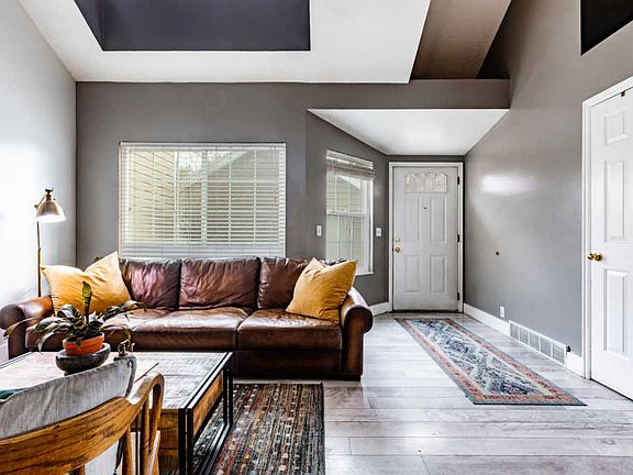 5th image of 5380 Old Trenton Way