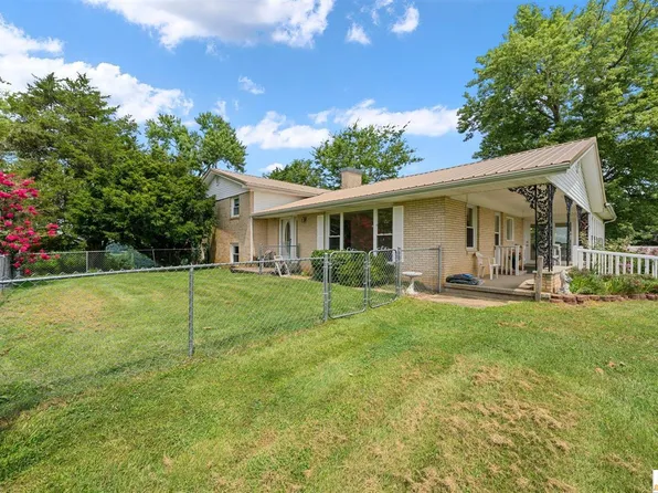 2460 Kino Rd, Glasgow, KY 42141