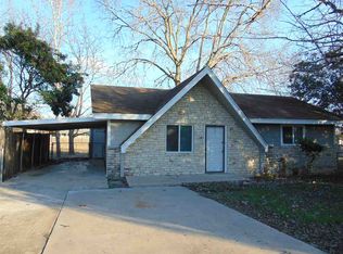 303 Mildred St, Burnet, TX 78611