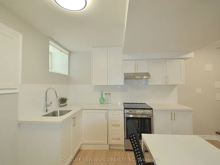 102 Belmont Ave #LOWER — Photo 7