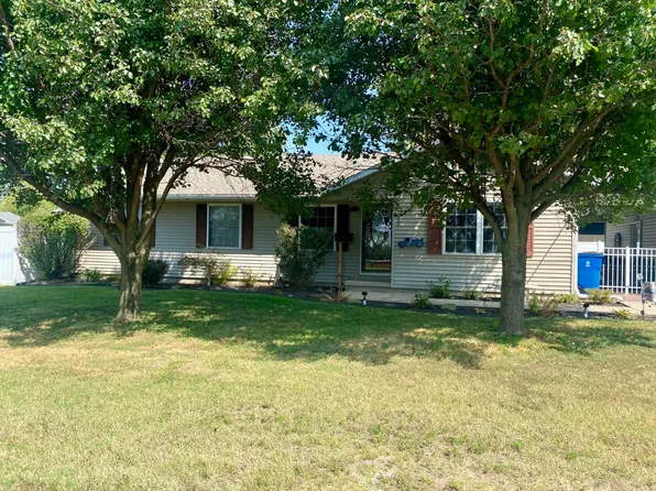 2003 Cedar St, Lawrenceville, IL 62439