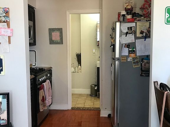 2nd image of 218 Hawthorne St #2B