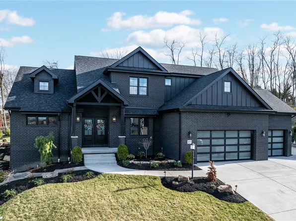 1072 Breezewood Dr, Canonsburg, PA 15317