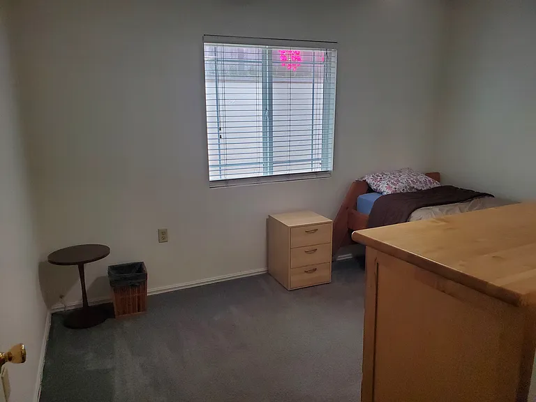 802 Acacia Ave #2 — Photo 4