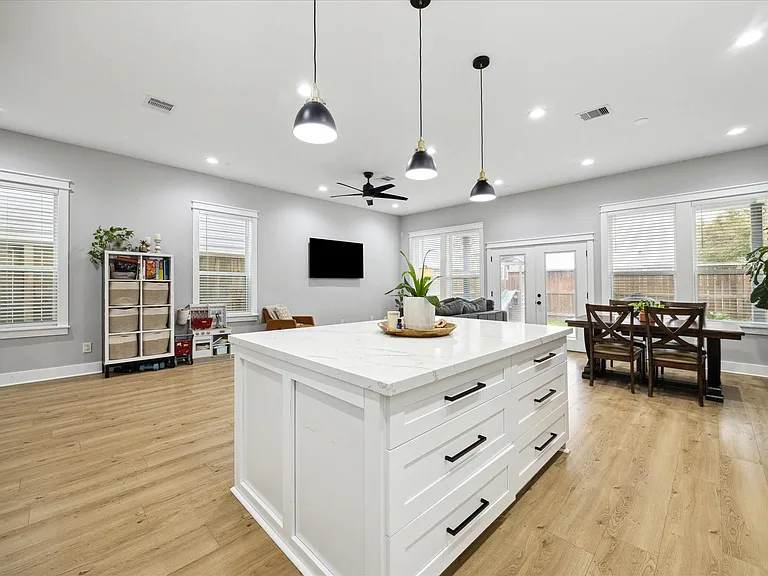 6496 Tc Jester Blvd — Photo 9