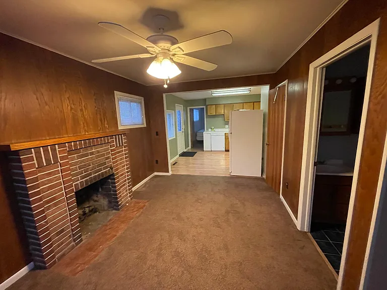 225 E Church St #2 — Photo 8