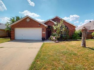 9036 Creede Trl, Fort Worth, TX 76118