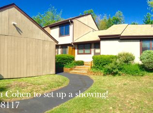 503 Huntington Ct, East Greenbush, NY 12061