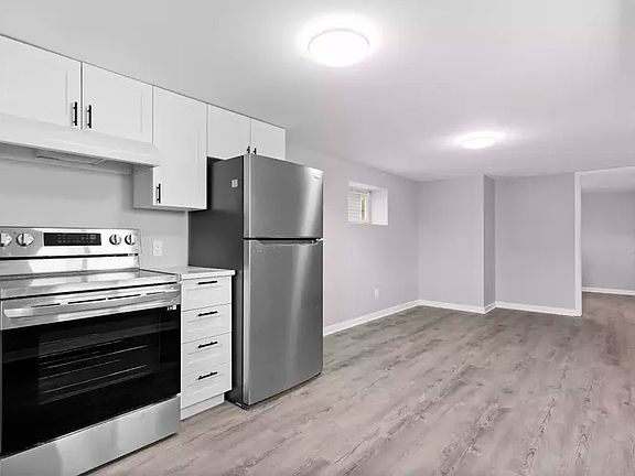 4th image of 76 Joseph St