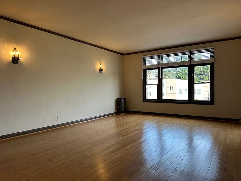 540 Alcatraz Ave. — Photo 1