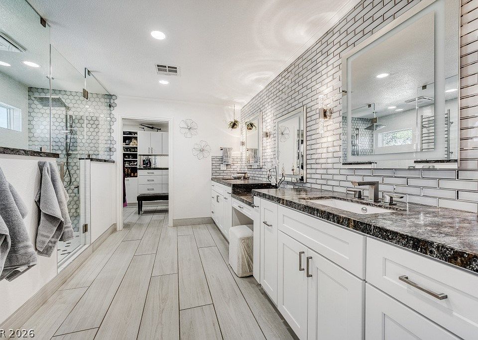 1st image of 9210 Camden Heights Ct