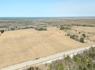 2620 W Quarry Rd, Gulliver, MI 49840