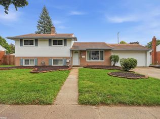 8744 Leslie Dr, Sterling Heights, MI 48314
