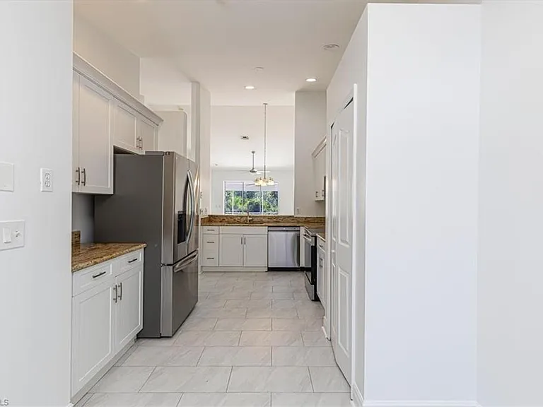 5446 Whitten Dr #19 — Photo 3