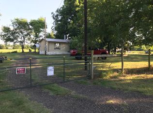 332 County Road 1107, Maud, TX 75567