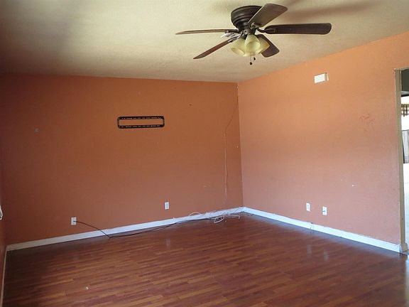 5th image of 526 Don Carlos Ct