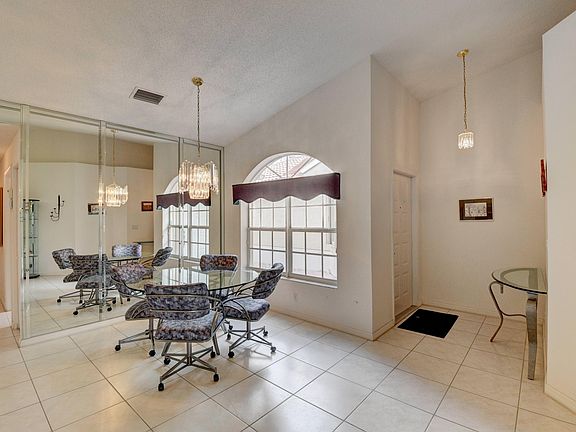 Home For Sale In Floral Lakes