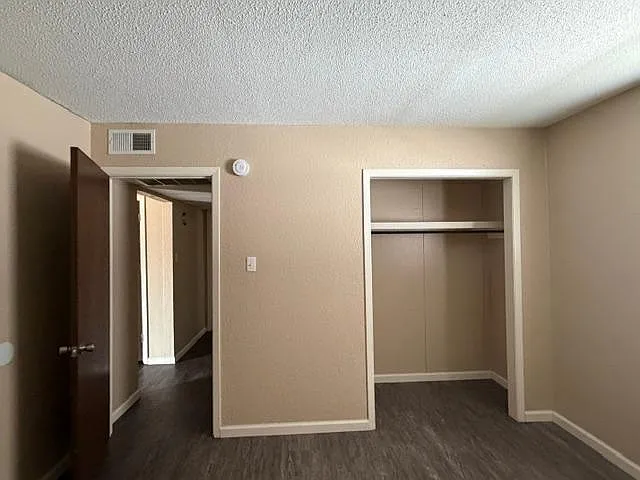 302 Georgia St #16 — Photo 6