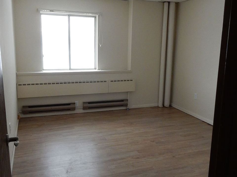 Living room 1