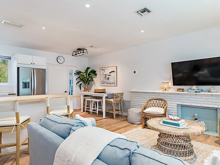 5409 Mesa Trl — Photo 6