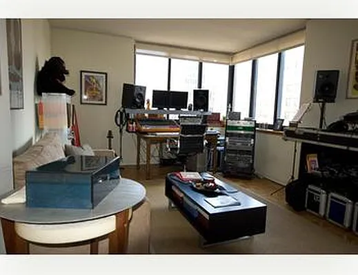 Rented by Nest Seekers International | media 18