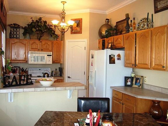 Eat in Kitchen