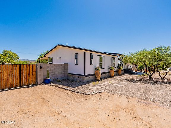 2nd image of 13680 E Blue Cactus Ln