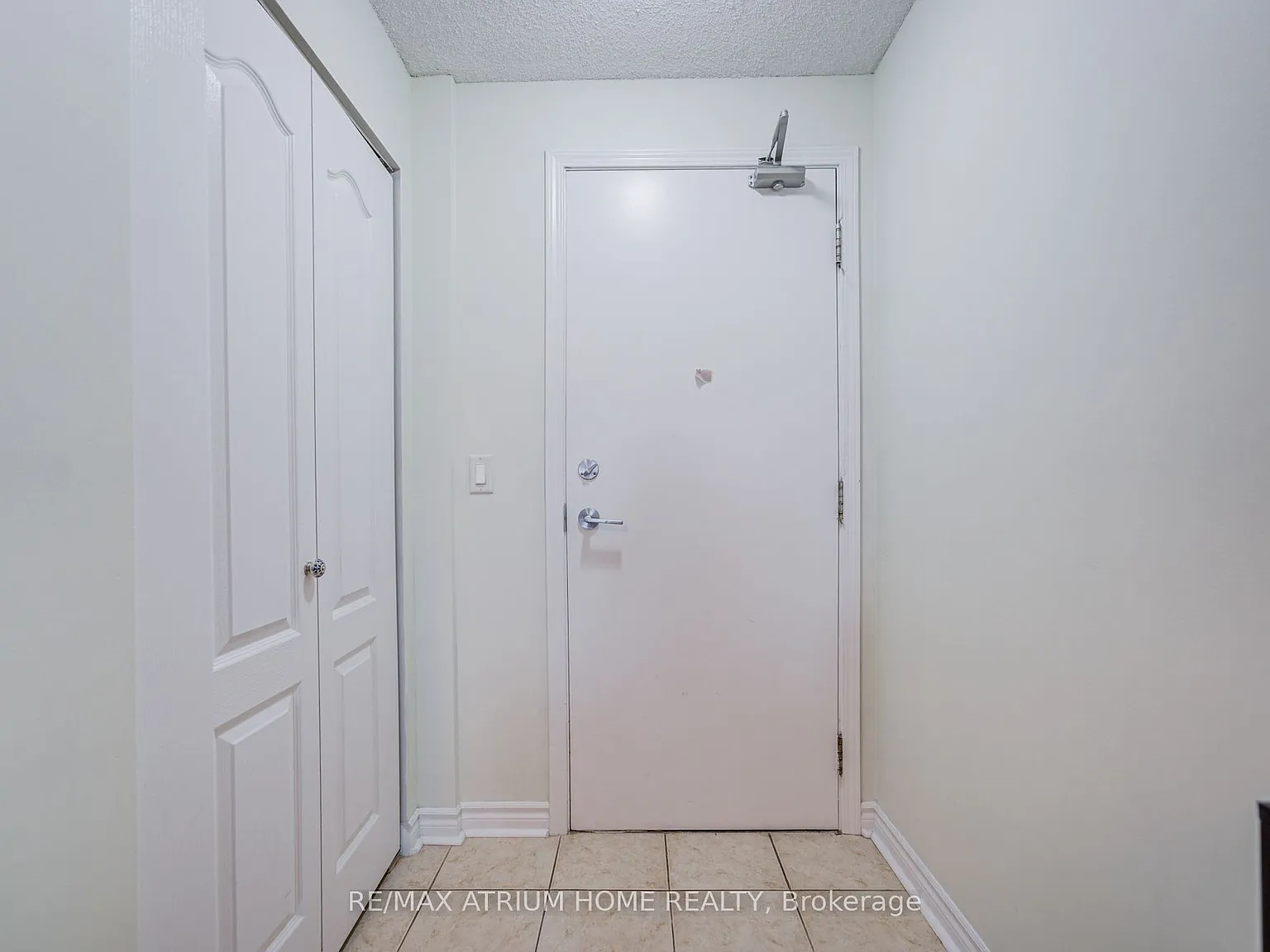 1 bed, $2,350 — Photo 4