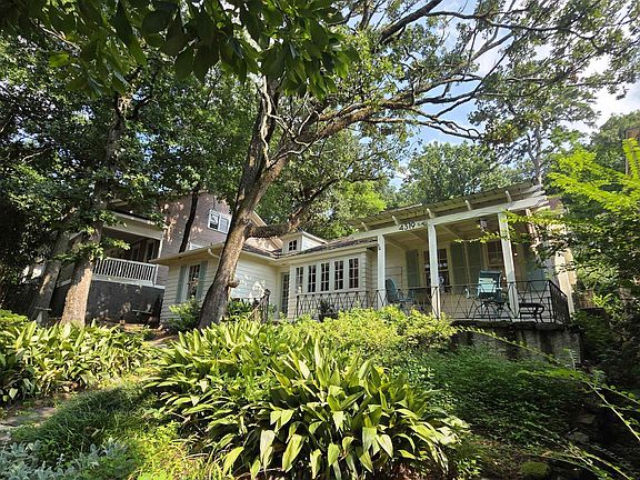2nd image of 4319 Cliff Rd