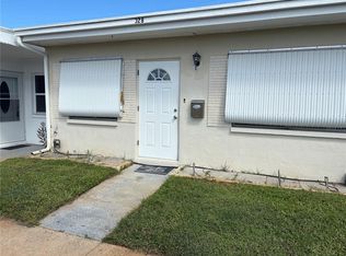 250 Rosery Rd NW APT 328, Largo, FL 33770