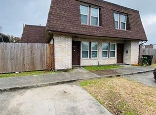 3205 Kabel Dr, New Orleans, LA 70131