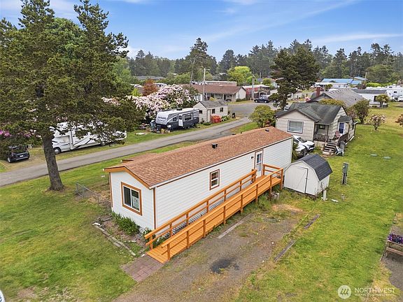 3rd image of 22212 Pacific Way #11