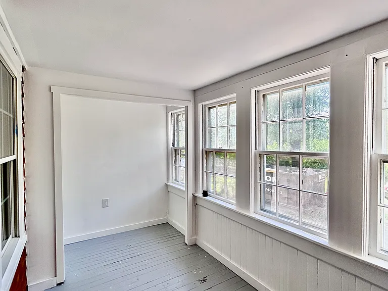 10 Franklin St #1 — Photo 26