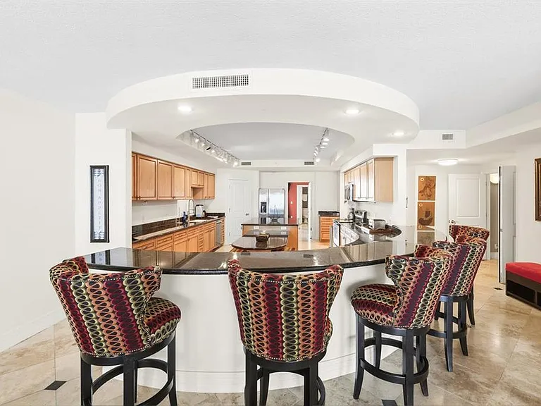 1350 Gulf Blvd #901 — Photo 7