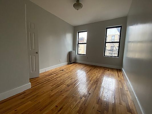 4th image of 516 W 169th St #54B