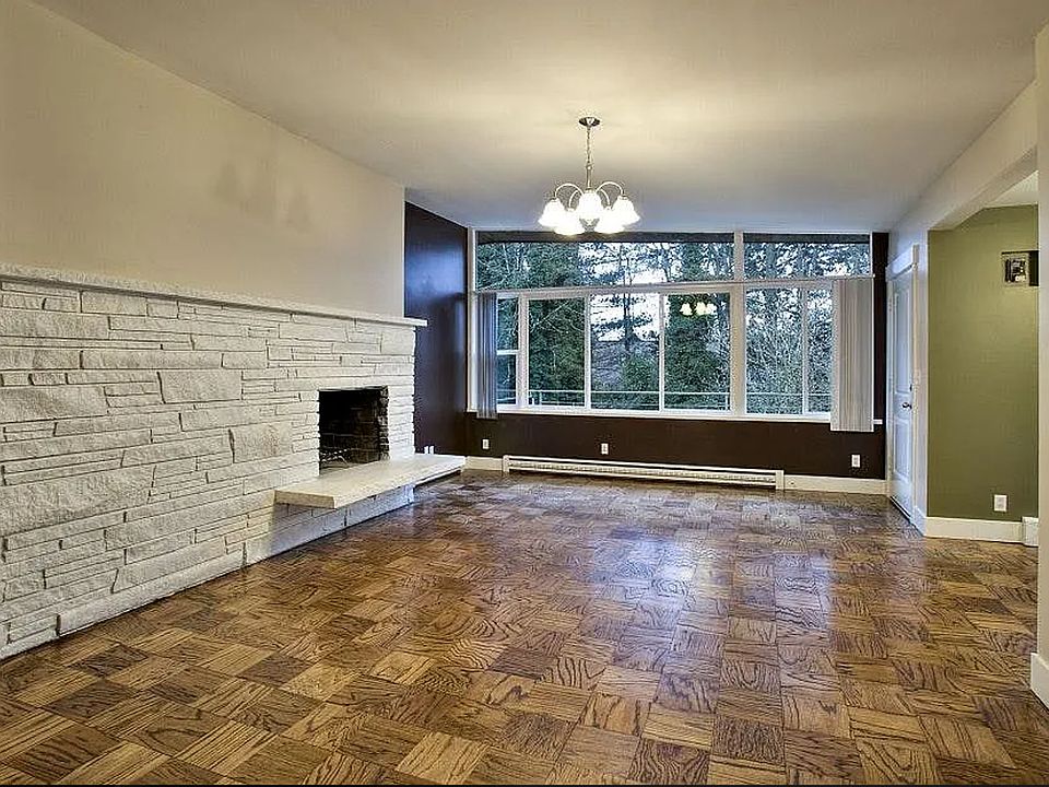 1st image of 15536 27th Ave NE #15536