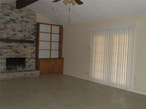 3rd image of 6210 Brewton Dr