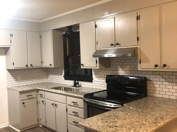443 Roberts Rd, Eden, NC 27288
