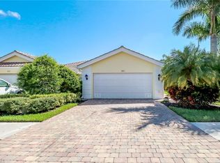 8250 Xenia Ln, Naples, FL 34114