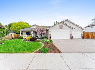 2175 W Whitelaw Dr, Meridian, ID 83646