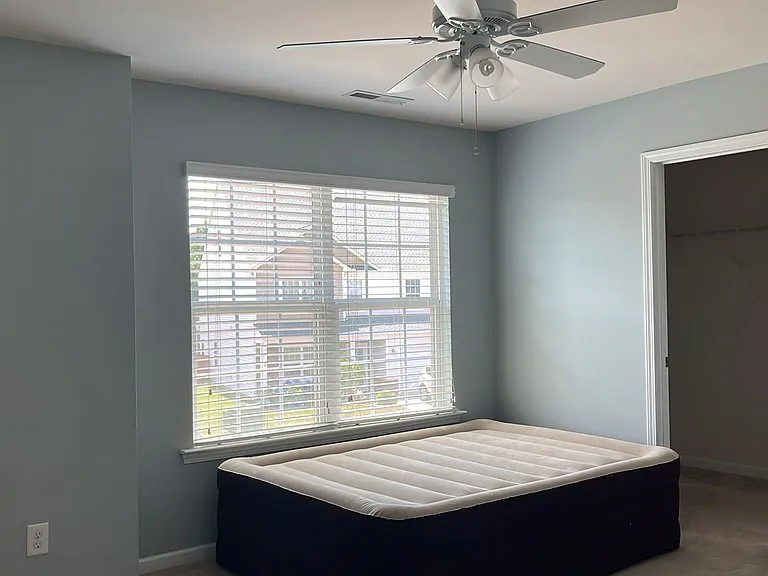 2420 Girvan Dr — Photo 15