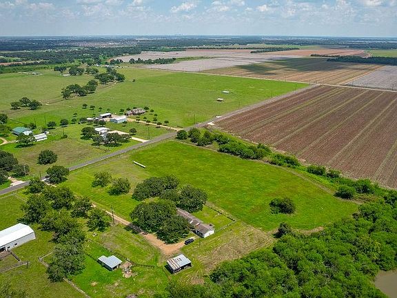 2nd image of 2606 Finney Vallet Rd