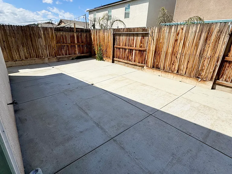 5910 Mardal Ave — Photo 22