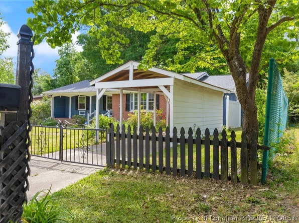 7218 Ainsley St, Fayetteville, NC 28314